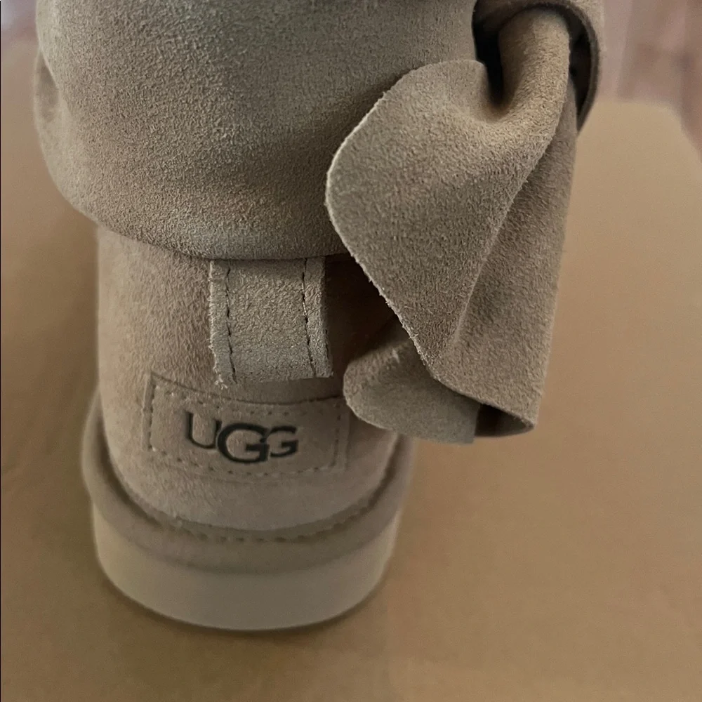 UGG® Women's Classic Mini Bow Boots